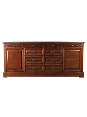Clora Credenza