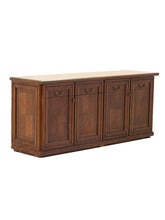 Geri Credenza