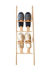 Isle Shoe Rack
