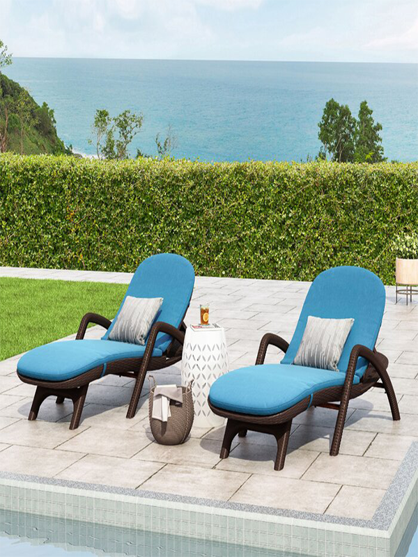 Brunnera Outdoor Chaise Lounge