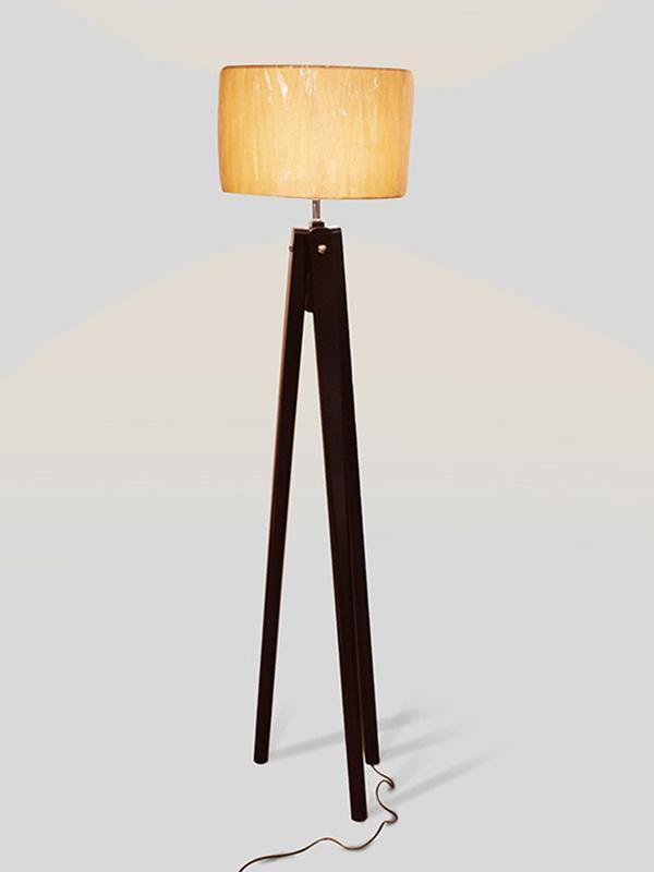 Alisa Tripod Lamp