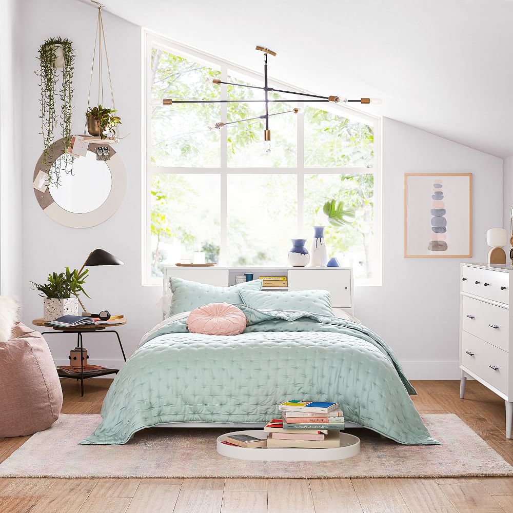 Isa Double Bed